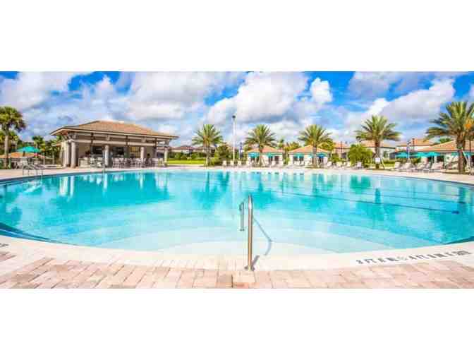 5-Night Orlando Stay in 8-Bedroom Home with Universal Studios Experience