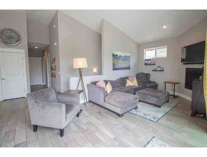 5-Night Flagstaff Escape + Grand Canyon Train Adventure