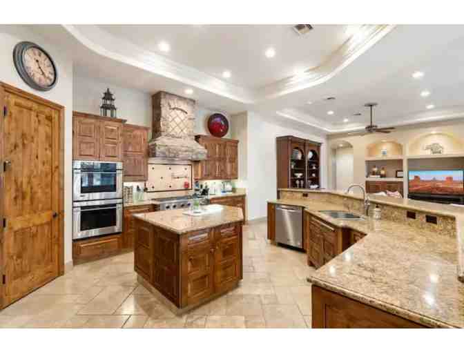 7 nights 5 acres 7 bed Estate Coeur d'Alene Idaho for up to 16!