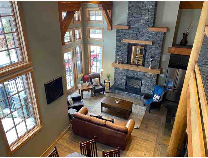 5 nights Luxury Banaff 5 bedroom Chalet or up to 14 guest!