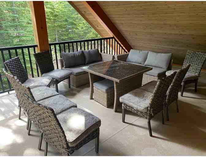 5 nights Luxury Banaff 5 bedroom Chalet or up to 14 guest!