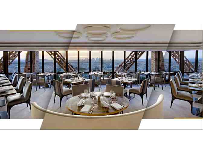 3 Nights + Michelin Lunch in Eiffel Tower