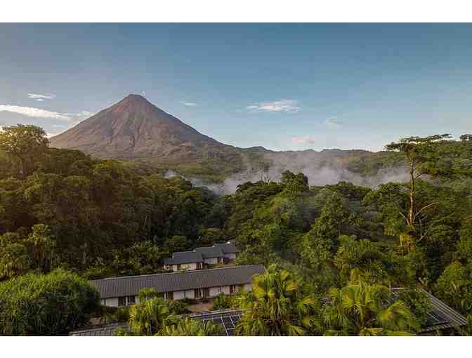 Thermal Bath Adventure to Costa Rica