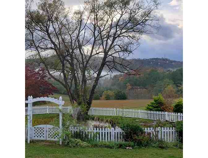 Smoky Mountain Escape at Top Rated INN