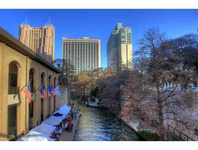 3 Nights in San Antonio + River Cruise