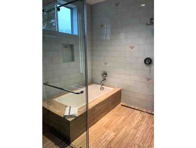 Luxurious Getaway in Sonoma County