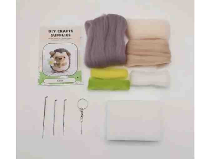 Hedgehog Wool Needle Felting Kit