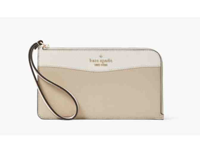 Kate Spade Lucy Colorblock Pebbled Leather Medium L-zip Wristlet in light sand - Photo 1