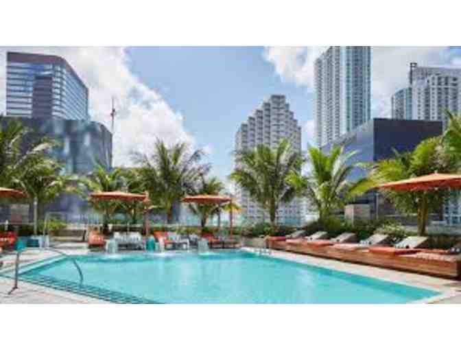 Exclusive Family Portrait plus Luxury Hotel Stay in New York or Miami!