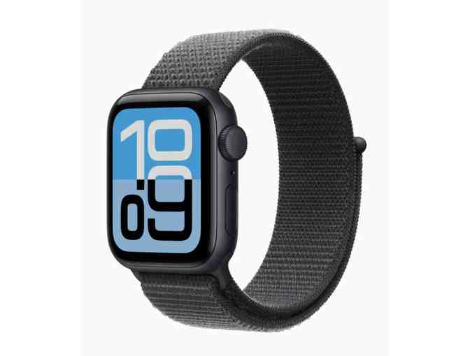 APPLE WATCH: SE 3 GPS, 40mm Midnight Aluminum Case with Dark Gray Sport Loop - Photo 1