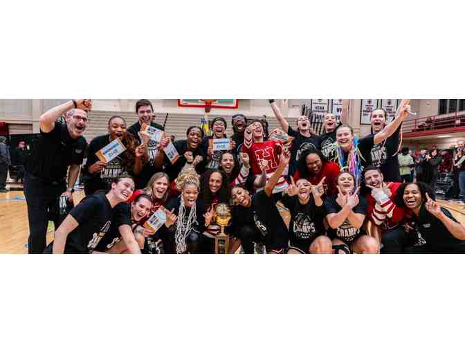 Two (2) Courtside Harvard Women's Basketball Tickets for a 2025-26 Game - Photo 2