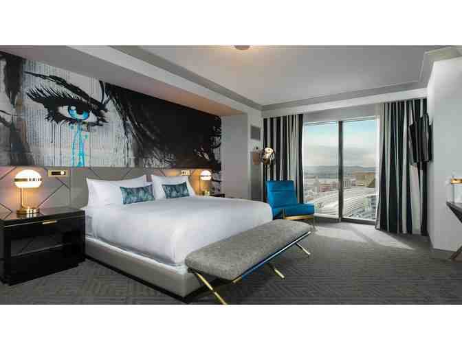 Cosmopolitan 2 night stay