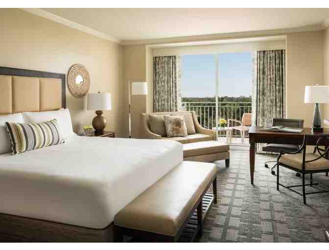 A Sun-drenched Paradise Stay in Naples! - Photo 5