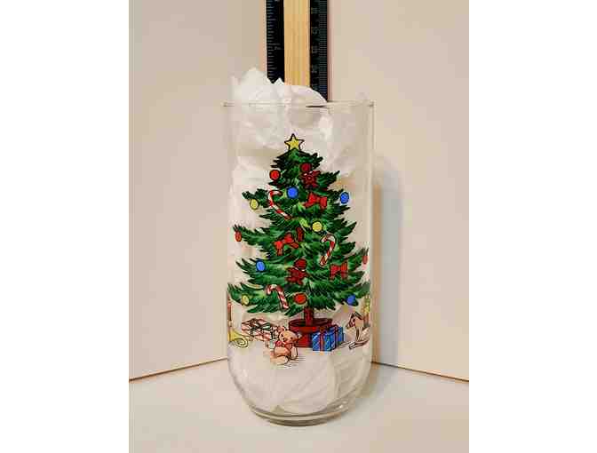 Christmas / Holiday Glassware -- Set of 8