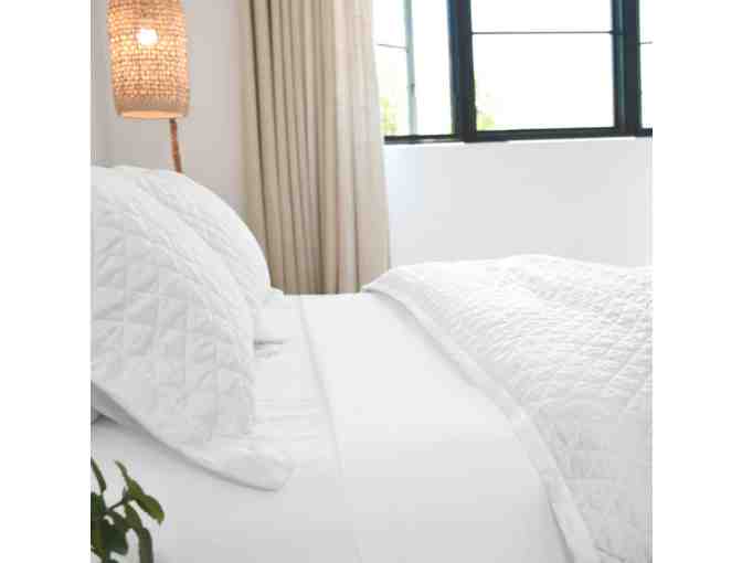 Jennifer Adams White Bed Sheets + Quilted Blanket