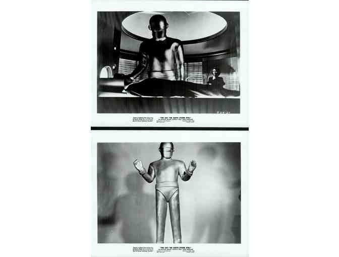 DAY THE EARTH STOOD STILL, 1951, movie stills, COLLECTORS LOT, Michael Rennie