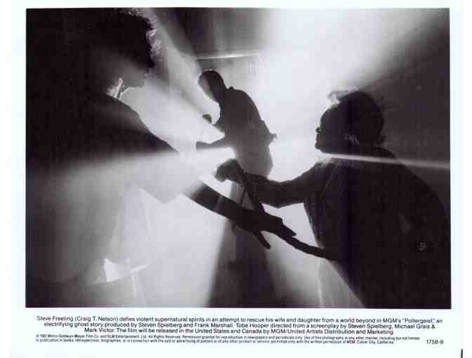 POLTERGEIST, 1982, movie stills, Jobeth Williams, Craig T. Nelson