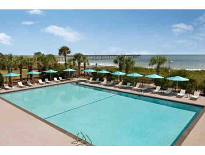 DoubleTree by Hilton Myrtle Beach Oceanfront - Overnight stay