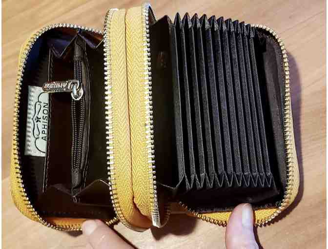 Mustard Yellow Aphison Credit Card Wallet - Photo 2