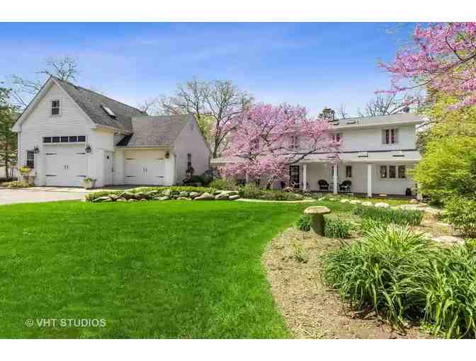 Long Fall Weekend at Lake Villa Farmhouse (Sleeps 14+)