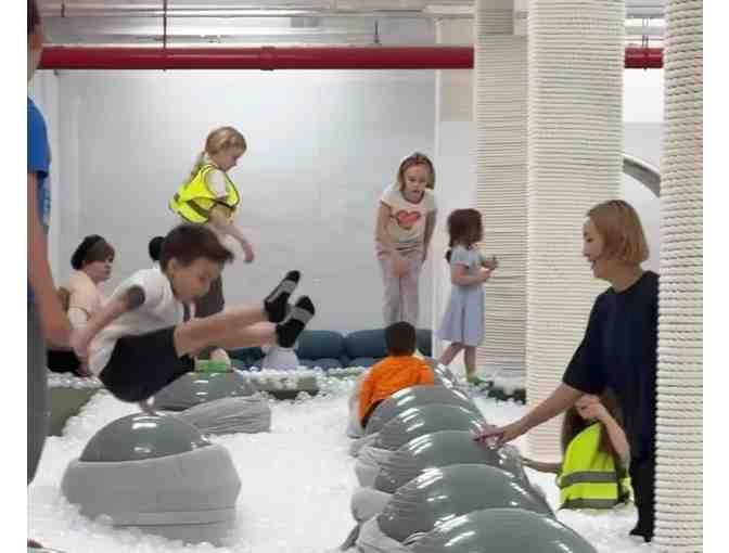 Space Club - Single Pass #1 (Greenpoint)