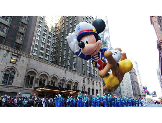 Macy's Thanksgiving Day Parade Experience!