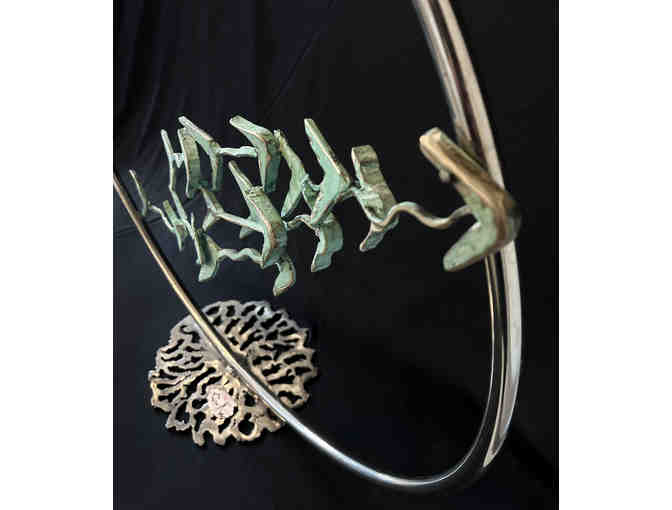 Open Sea Clan sculpture by Carlos Avila