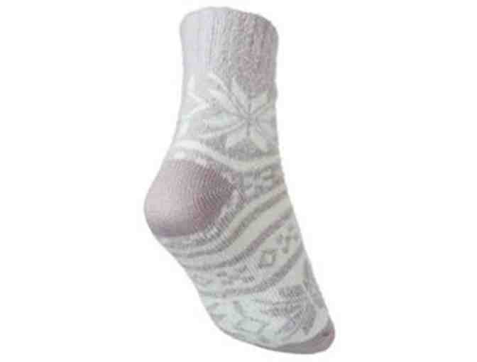 Women's Cozy Cabin Oversized Snowflake Socks Mauve color