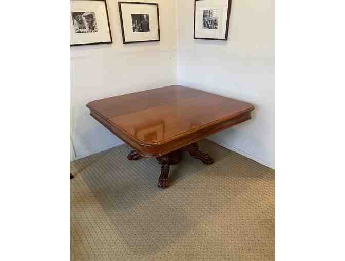 19th Century English Dining Table with Leaves - Photo 2
