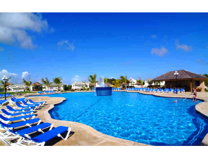 #Verandah Resort and Spa (Antigua): 7 to 9 nights luxury for up 3 rooms (Code: 1225)