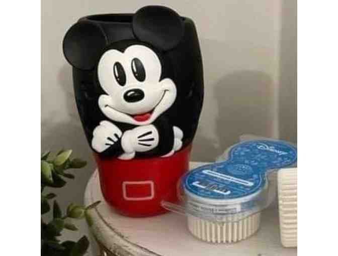 Scentsy Mickey Mouse Wall Fan with Matching Pods