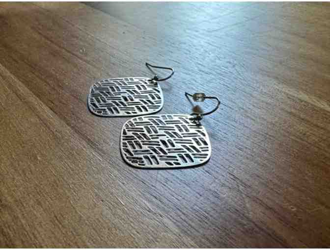 Lightweight Fashion Earrings