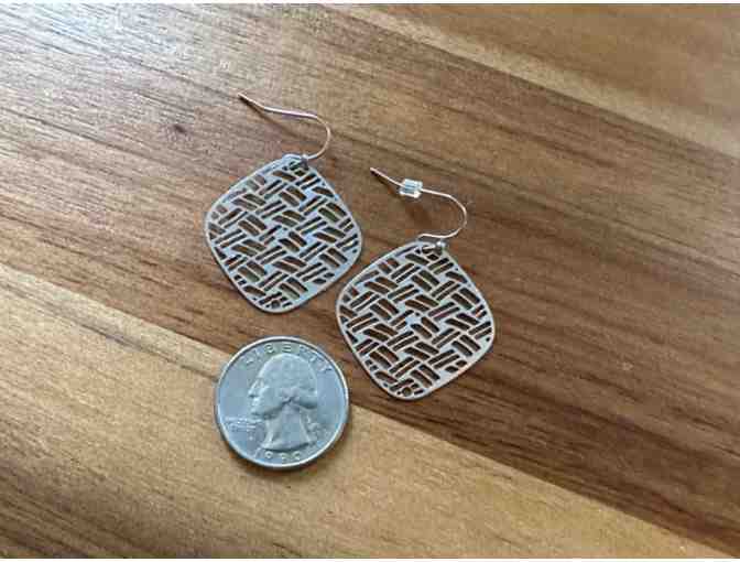 Lightweight Fashion Earrings