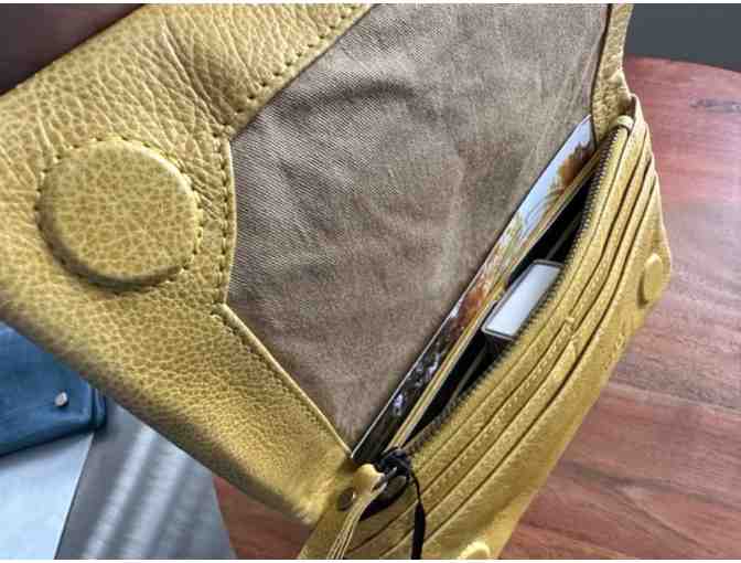 Latico & Labyrinths | Mustard