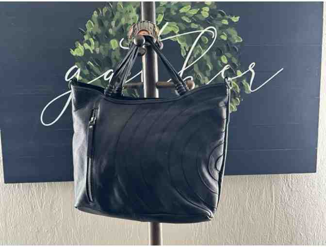 Click Quick (Oct-2): A Stylish Set | Labyrinth-like Latico & Bracelet