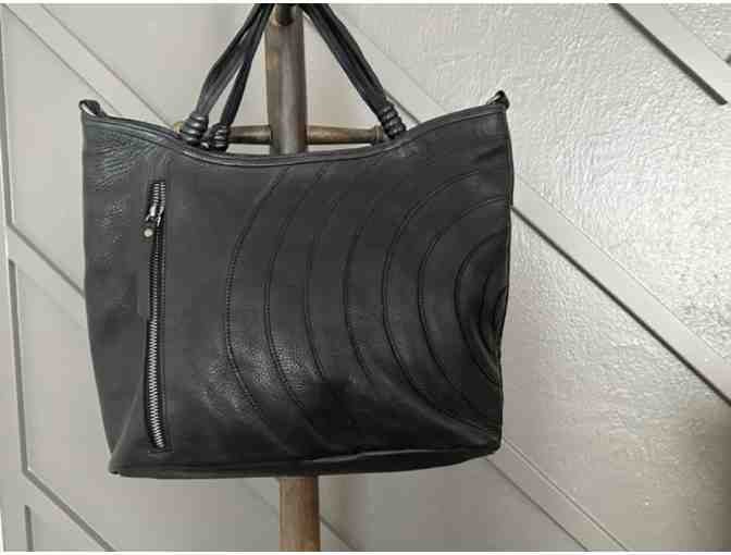 Click Quick (Oct-2): A Stylish Set | Labyrinth-like Latico & Bracelet