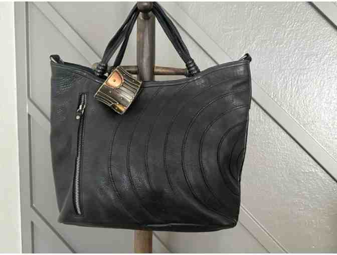 Click Quick (Oct-2): A Stylish Set | Labyrinth-like Latico & Bracelet