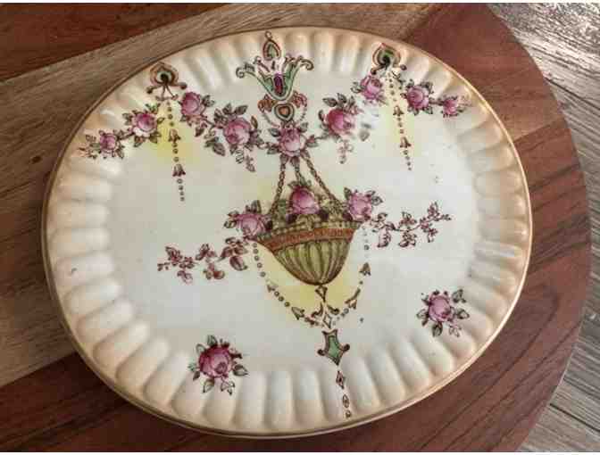 Sip in Splendor | Vintage English Tea Pot