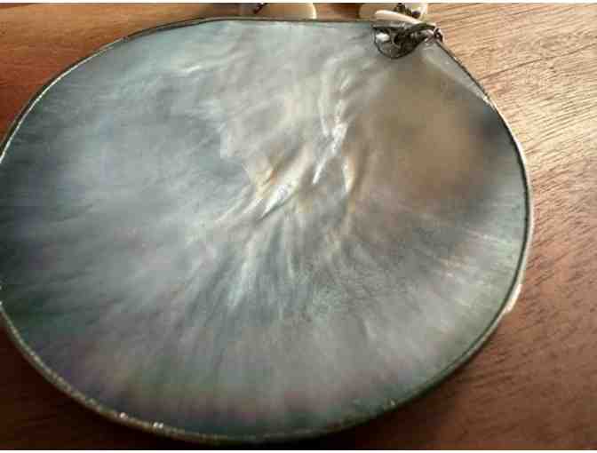 Lovely Pearl & Shell Necklace