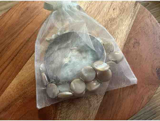 Lovely Pearl & Shell Necklace