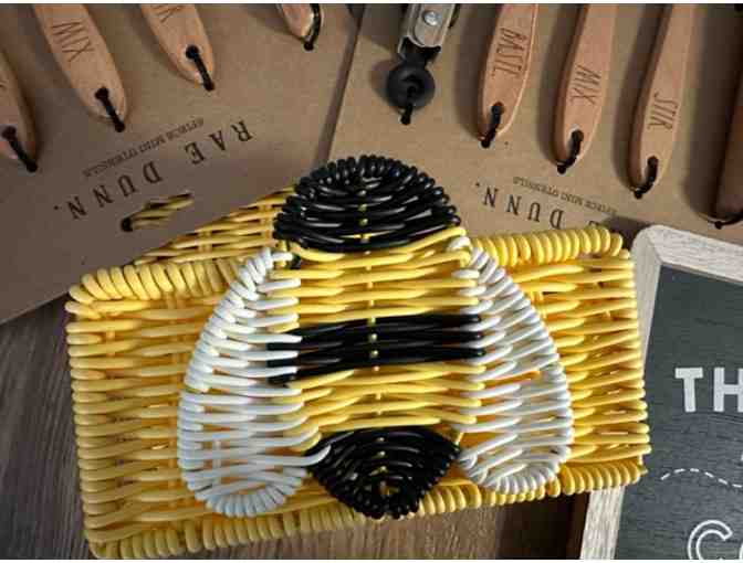 Busy Bee | A Perfectly Paired Labyrinth Package