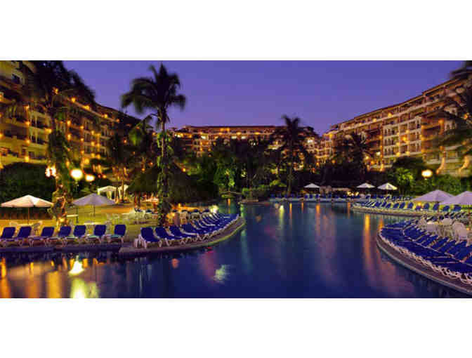 One Week at the Luxurious Velas Vallarta Resort in Puerto Vallarta, Mexico - Sleeps 6